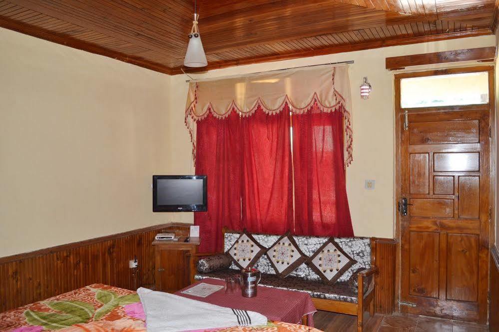 Hotel Chetna Manali  Bagian luar foto