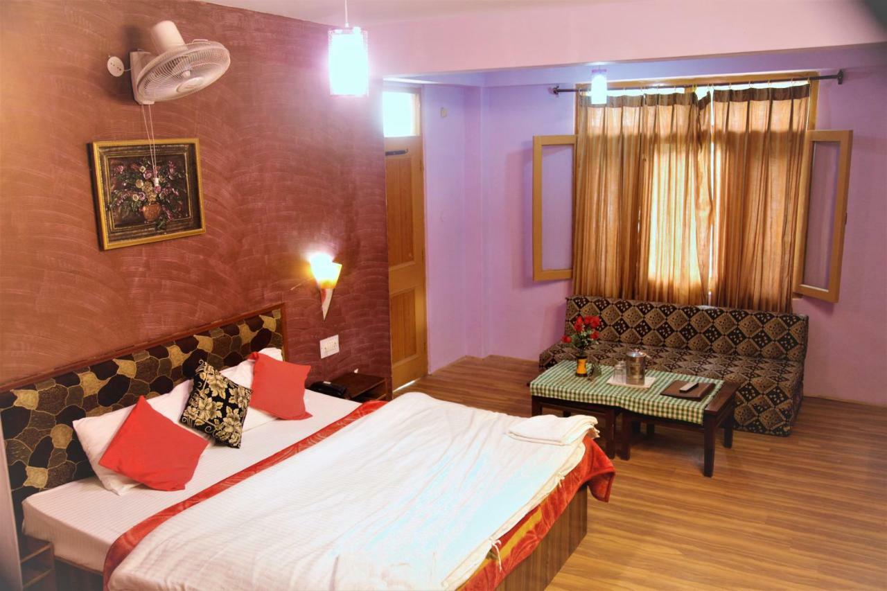 Hotel Chetna Manali  Bagian luar foto